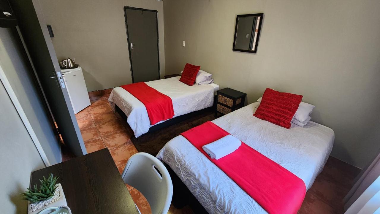 Casa Feliz Hotel Mokopane Exterior photo